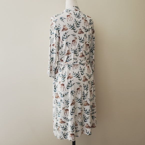 Milkmaid Goods Robe - Picture 8 of 16